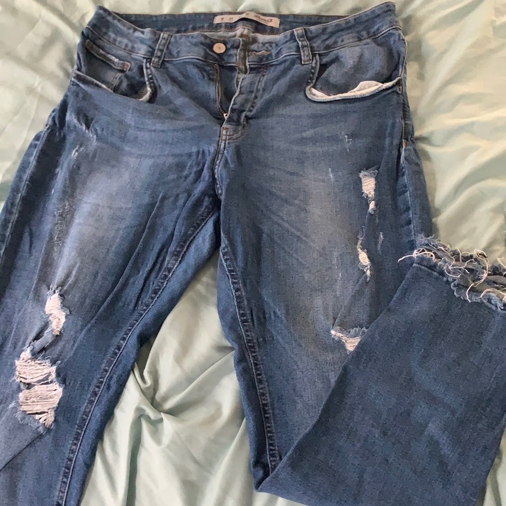 Distressed Blue Ankle Jeans